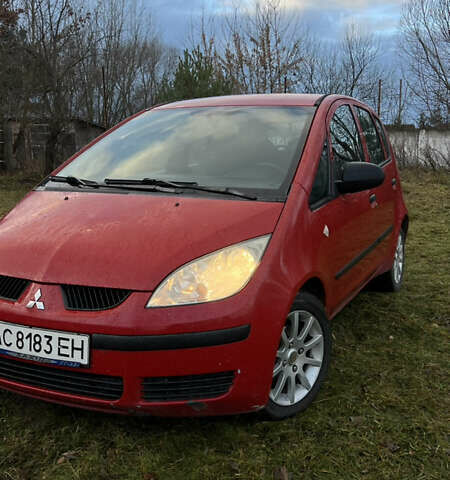 Красный Мицубиси Кольт, объемом двигателя 1.3 л и пробегом 193 тыс. км за 3600 $, фото 1 на Automoto.ua