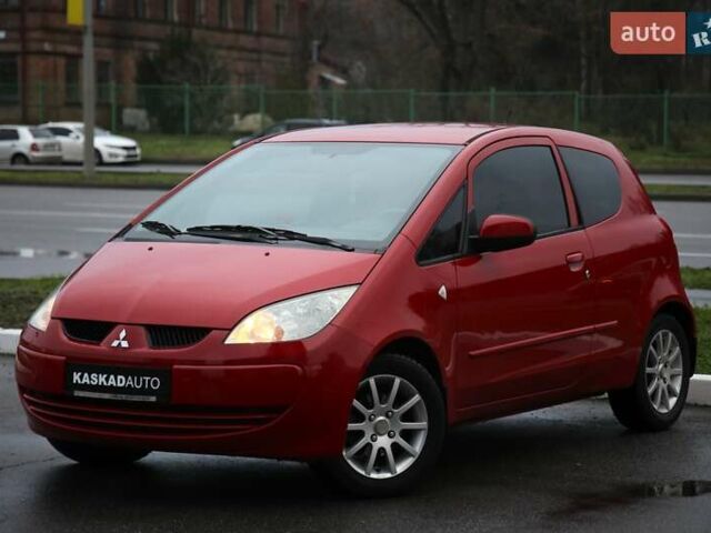 Червоний Міцубісі Кольт, об'ємом двигуна 1.3 л та пробігом 20 тис. км за 7400 $, фото 1 на Automoto.ua
