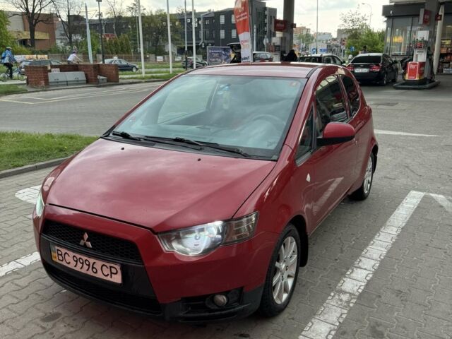 Червоний Міцубісі Кольт, об'ємом двигуна 1.33 л та пробігом 209 тис. км за 5000 $, фото 1 на Automoto.ua