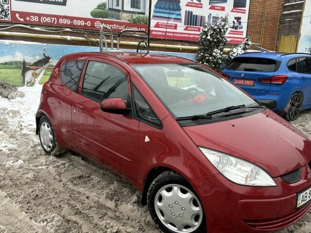 Красный Мицубиси Кольт, объемом двигателя 1.3 л и пробегом 136 тыс. км за 4300 $, фото 1 на Automoto.ua