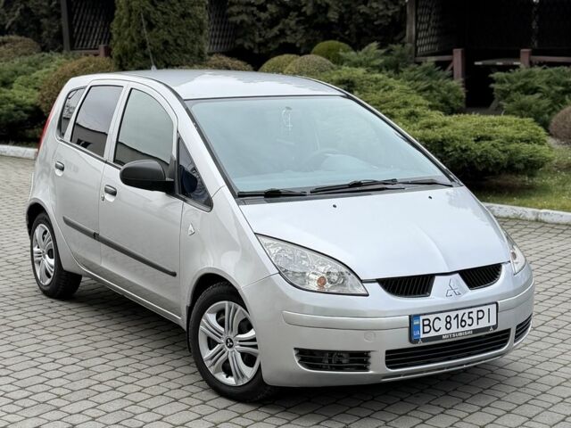 Сірий Міцубісі Кольт, об'ємом двигуна 1.3 л та пробігом 200 тис. км за 3550 $, фото 1 на Automoto.ua