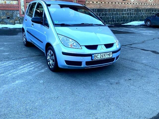 Серый Мицубиси Кольт, объемом двигателя 1.3 л и пробегом 267 тыс. км за 3450 $, фото 1 на Automoto.ua