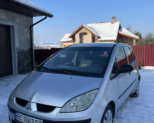 Сірий Міцубісі Кольт, об'ємом двигуна 1.3 л та пробігом 210 тис. км за 3200 $, фото 1 на Automoto.ua