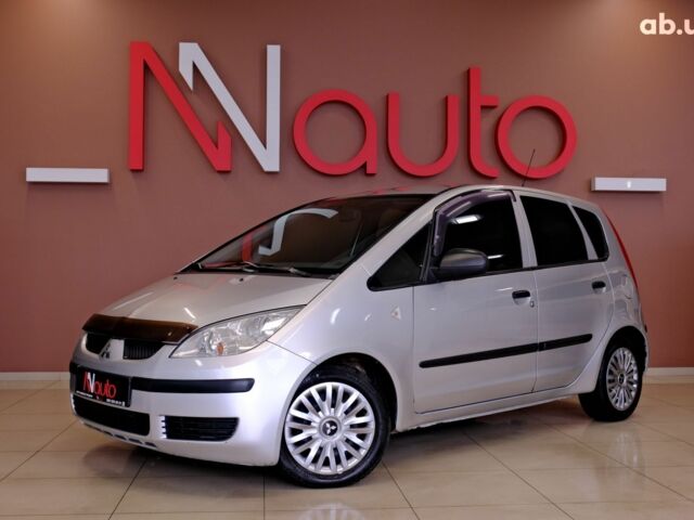 Серый Мицубиси Кольт, объемом двигателя 1.3 л и пробегом 156 тыс. км за 4400 $, фото 1 на Automoto.ua