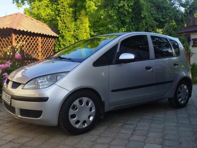 Сірий Міцубісі Кольт, об'ємом двигуна 1.3 л та пробігом 228 тис. км за 3800 $, фото 1 на Automoto.ua