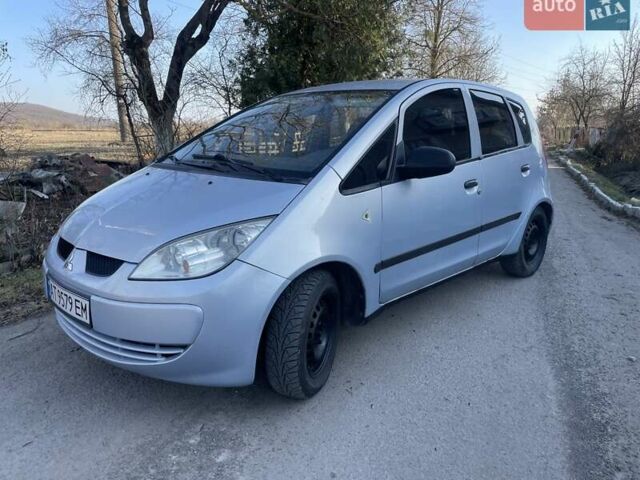 Серый Мицубиси Кольт, объемом двигателя 1.33 л и пробегом 202 тыс. км за 2999 $, фото 1 на Automoto.ua