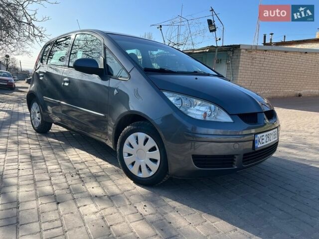 Серый Мицубиси Кольт, объемом двигателя 1.33 л и пробегом 265 тыс. км за 3699 $, фото 1 на Automoto.ua