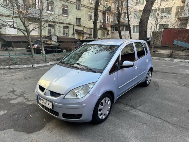 Сірий Міцубісі Кольт, об'ємом двигуна 1.5 л та пробігом 232 тис. км за 3950 $, фото 1 на Automoto.ua