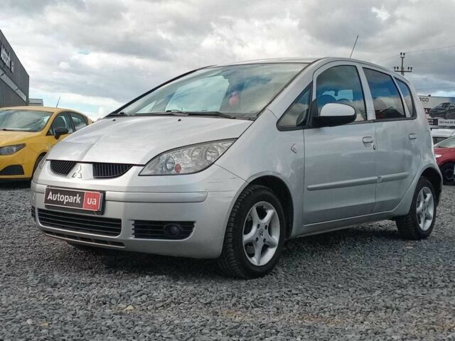 Мицубиси Кольт 2006 в Львове на Automoto.ua Серый Мицубиси Кольт, объемом двигателя 1.3 л и пробегом 179 тыс. км за 3890 $, фото 1 на Automoto.ua