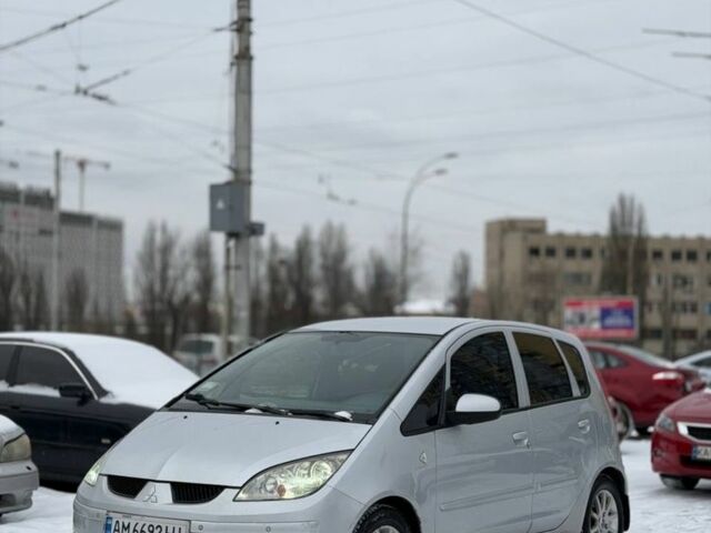 Сірий Міцубісі Кольт, об'ємом двигуна 1.5 л та пробігом 260 тис. км за 3500 $, фото 1 на Automoto.ua