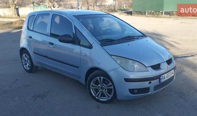 Сірий Міцубісі Кольт, об'ємом двигуна 1.33 л та пробігом 200 тис. км за 4200 $, фото 1 на Automoto.ua