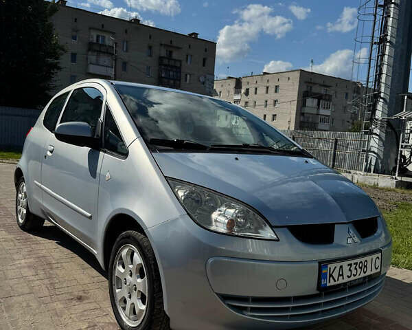 Серый Мицубиси Кольт, объемом двигателя 1.49 л и пробегом 238 тыс. км за 4500 $, фото 1 на Automoto.ua