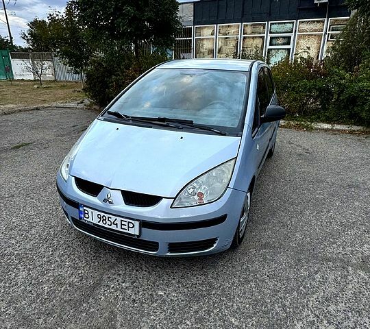 Сірий Міцубісі Кольт, об'ємом двигуна 1.3 л та пробігом 183 тис. км за 3599 $, фото 1 на Automoto.ua