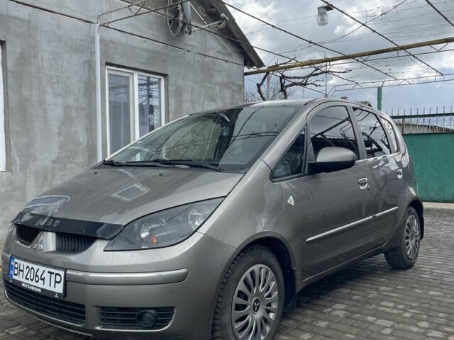 Сірий Міцубісі Кольт, об'ємом двигуна 1.3 л та пробігом 198 тис. км за 4100 $, фото 1 на Automoto.ua