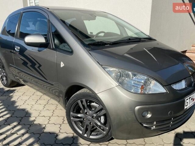 Серый Мицубиси Кольт, объемом двигателя 0 л и пробегом 120 тыс. км за 4900 $, фото 1 на Automoto.ua