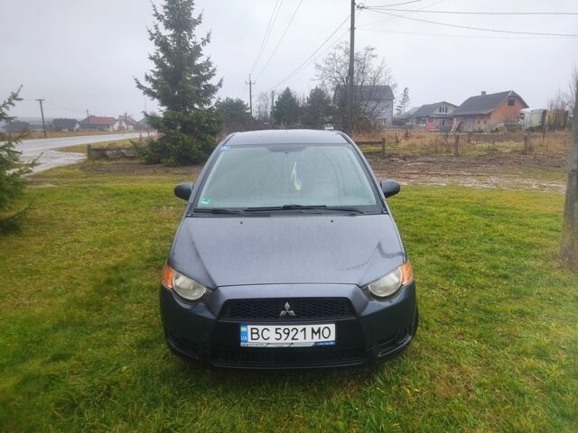 Сірий Міцубісі Кольт, об'ємом двигуна 1.3 л та пробігом 235 тис. км за 3900 $, фото 1 на Automoto.ua
