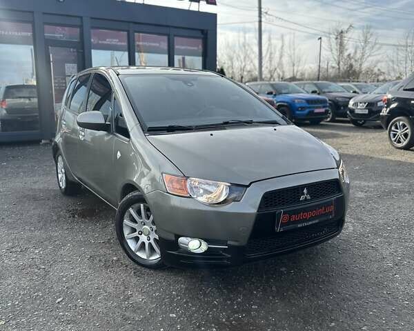 Серый Мицубиси Кольт, объемом двигателя 1.33 л и пробегом 203 тыс. км за 4500 $, фото 1 на Automoto.ua