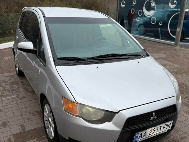 Сірий Міцубісі Кольт, об'ємом двигуна 1.3 л та пробігом 236 тис. км за 2700 $, фото 1 на Automoto.ua