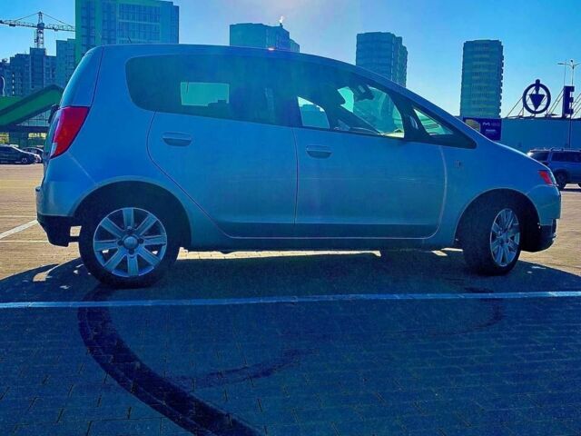 Серый Мицубиси Кольт, объемом двигателя 1.5 л и пробегом 130 тыс. км за 6200 $, фото 1 на Automoto.ua