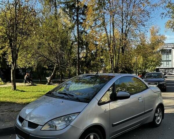 Серый Мицубиси Кольт, объемом двигателя 1.5 л и пробегом 168 тыс. км за 4300 $, фото 1 на Automoto.ua