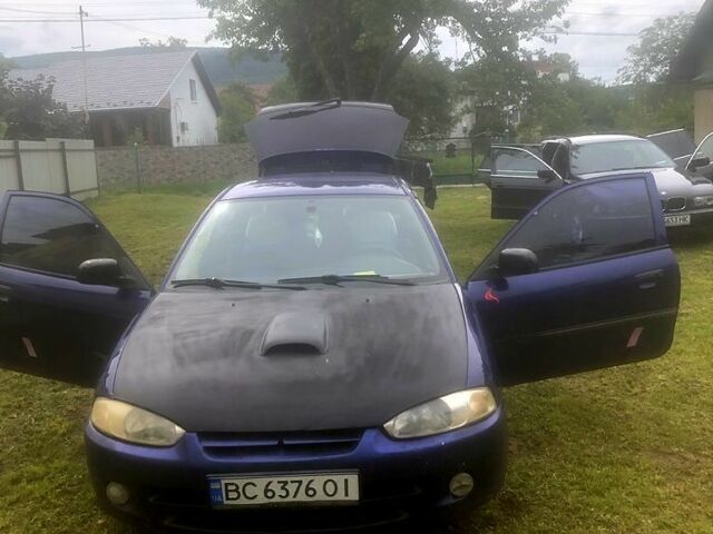 Синий Мицубиси Кольт, объемом двигателя 1.3 л и пробегом 350 тыс. км за 1000 $, фото 1 на Automoto.ua