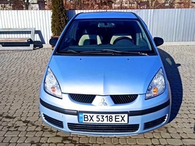 Синий Мицубиси Кольт, объемом двигателя 1.1 л и пробегом 208 тыс. км за 3600 $, фото 1 на Automoto.ua