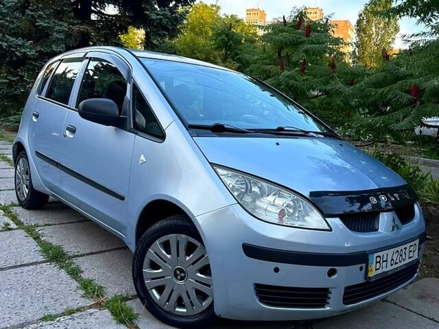 Синий Мицубиси Кольт, объемом двигателя 1.3 л и пробегом 187 тыс. км за 4200 $, фото 1 на Automoto.ua