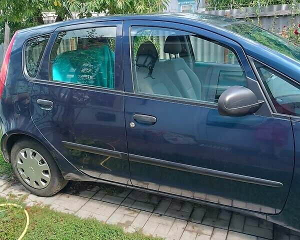 Синій Міцубісі Кольт, об'ємом двигуна 1.1 л та пробігом 106 тис. км за 3500 $, фото 1 на Automoto.ua
