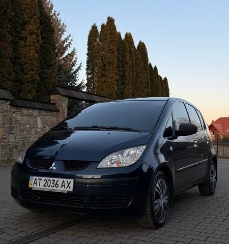 Синий Мицубиси Кольт, объемом двигателя 1.3 л и пробегом 118 тыс. км за 3200 $, фото 1 на Automoto.ua