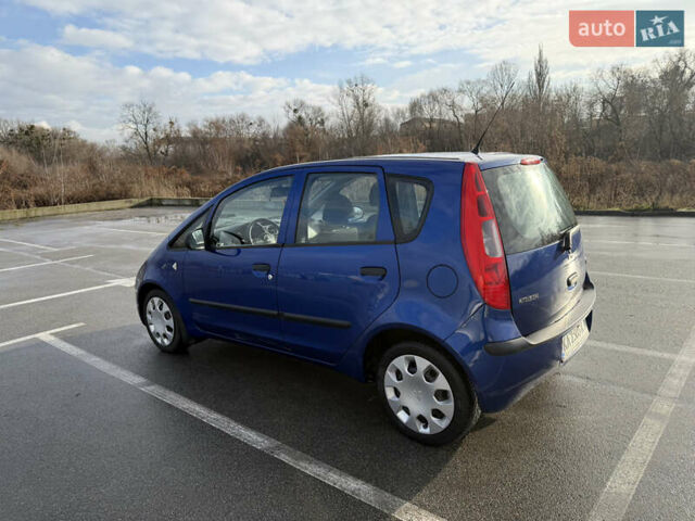 Синий Мицубиси Кольт, объемом двигателя 1.3 л и пробегом 101 тыс. км за 4300 $, фото 1 на Automoto.ua