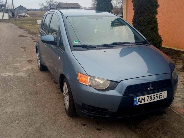 Синій Міцубісі Кольт, об'ємом двигуна 1.3 л та пробігом 184 тис. км за 3800 $, фото 1 на Automoto.ua