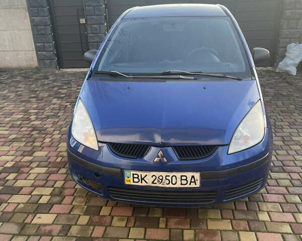 Синий Мицубиси Кольт, объемом двигателя 1.33 л и пробегом 332 тыс. км за 3400 $, фото 1 на Automoto.ua