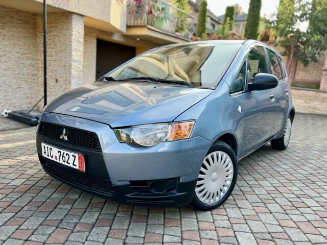 Синий Мицубиси Кольт, объемом двигателя 1.1 л и пробегом 180 тыс. км за 4950 $, фото 1 на Automoto.ua