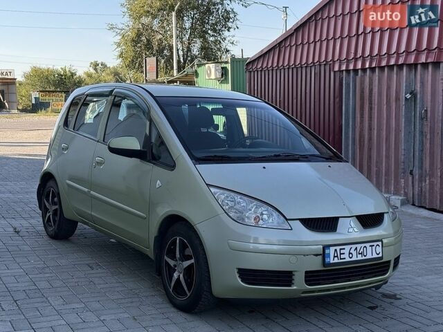 Зелений Міцубісі Кольт, об'ємом двигуна 1.3 л та пробігом 290 тис. км за 3510 $, фото 1 на Automoto.ua