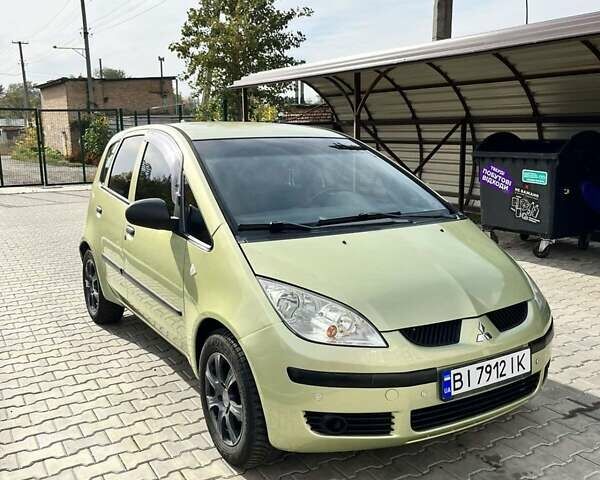 Зеленый Мицубиси Кольт, объемом двигателя 1.33 л и пробегом 188 тыс. км за 4200 $, фото 1 на Automoto.ua