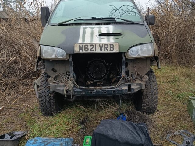 Зеленый Мицубиси Делика, объемом двигателя 2.8 л и пробегом 260 тыс. км за 2200 $, фото 1 на Automoto.ua