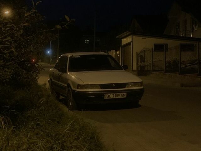 Белый Мицубиси Другая, объемом двигателя 1.8 л и пробегом 22 тыс. км за 1100 $, фото 1 на Automoto.ua