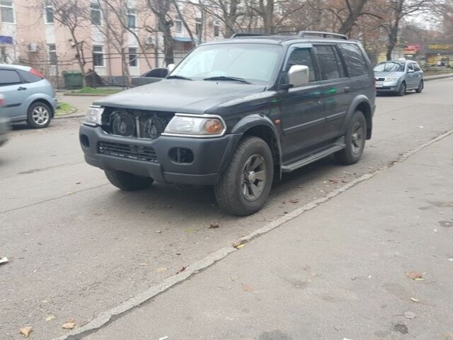 Черный Мицубиси Другая, объемом двигателя 3 л и пробегом 320 тыс. км за 4800 $, фото 1 на Automoto.ua