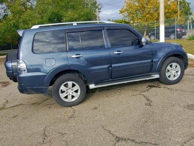 Сірий Міцубісі Інша, об'ємом двигуна 3 л та пробігом 223 тис. км за 8500 $, фото 1 на Automoto.ua