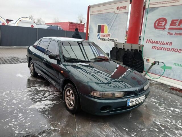 Зелений Міцубісі Інша, об'ємом двигуна 1.8 л та пробігом 418 тис. км за 1100 $, фото 1 на Automoto.ua