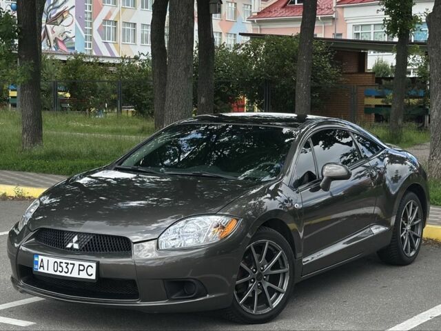 Серый Мицубиси Эклипс, объемом двигателя 2.4 л и пробегом 211 тыс. км за 7100 $, фото 1 на Automoto.ua