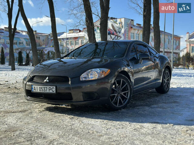 Серый Мицубиси Эклипс, объемом двигателя 2.38 л и пробегом 211 тыс. км за 8000 $, фото 1 на Automoto.ua