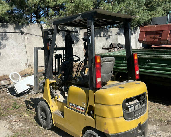 Желтый Мицубиси ФД, объемом двигателя 2 л и пробегом 3 тыс. км за 10100 $, фото 1 на Automoto.ua