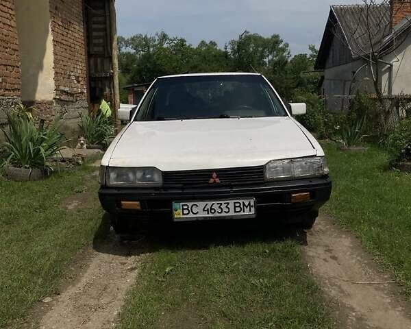 Білий Міцубісі Галант, об'ємом двигуна 1.6 л та пробігом 370 тис. км за 850 $, фото 1 на Automoto.ua