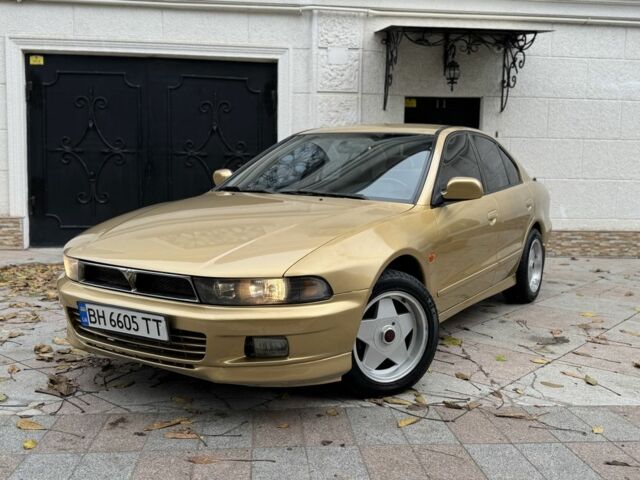 Бежевый Мицубиси Галант, объемом двигателя 2 л и пробегом 268 тыс. км за 2900 $, фото 1 на Automoto.ua