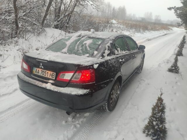 Черный Мицубиси Галант, объемом двигателя 2.4 л и пробегом 184 тыс. км за 5500 $, фото 1 на Automoto.ua