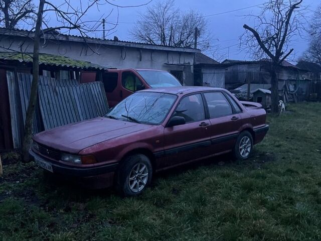 Красный Мицубиси Галант, объемом двигателя 1.8 л и пробегом 3 тыс. км за 750 $, фото 1 на Automoto.ua