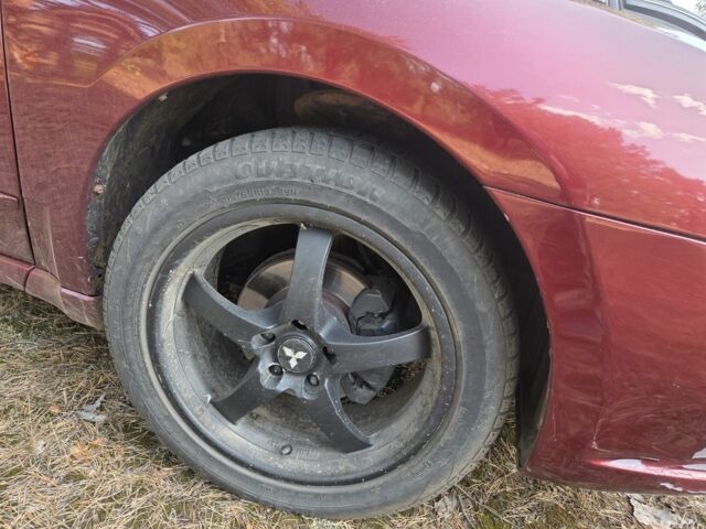 Красный Мицубиси Галант, объемом двигателя 2.4 л и пробегом 238 тыс. км за 4000 $, фото 1 на Automoto.ua