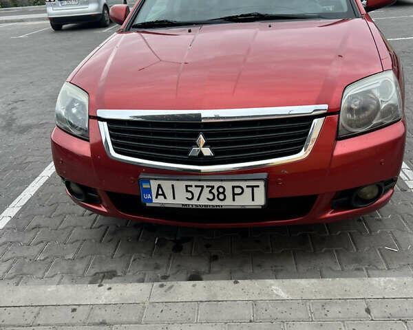 Красный Мицубиси Галант, объемом двигателя 2.38 л и пробегом 300 тыс. км за 5900 $, фото 1 на Automoto.ua