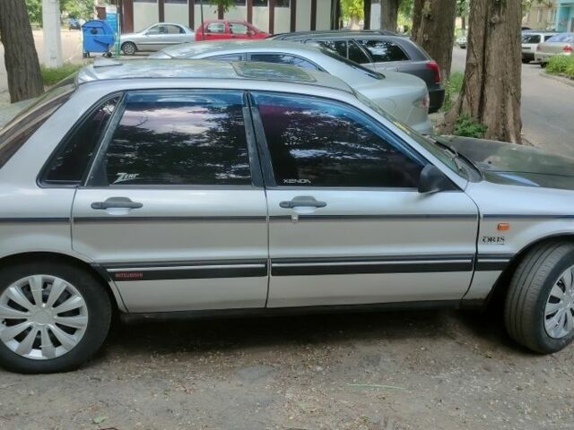 Серый Мицубиси Галант, объемом двигателя 2 л и пробегом 320 тыс. км за 1500 $, фото 1 на Automoto.ua